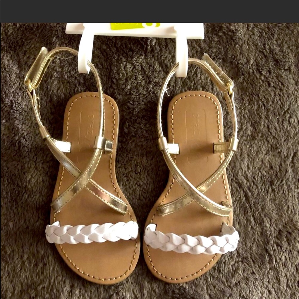 NWT gorgeous dress sandals